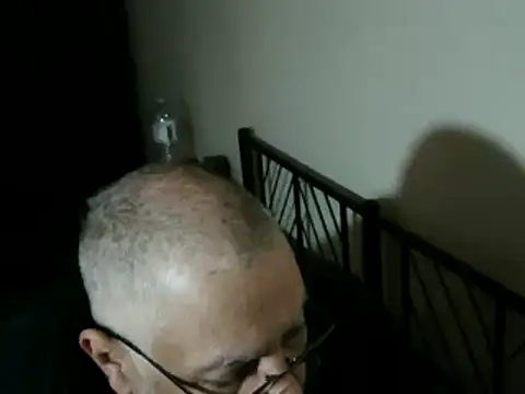 100Tauros online show from 12/22/25, 01:55