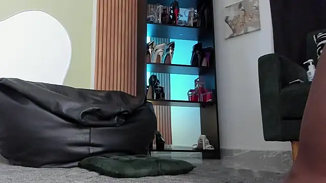 mia backer online show from 03/20/26, 12:22