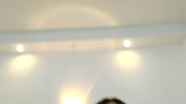 Juliabadlee online show from 11/12/25, 08:34