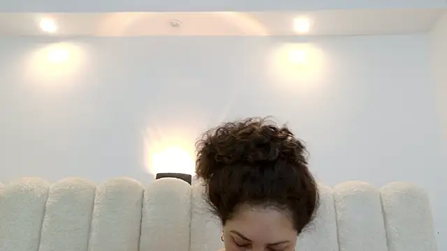 Juliabadlee online show from 01/07/26, 10:26