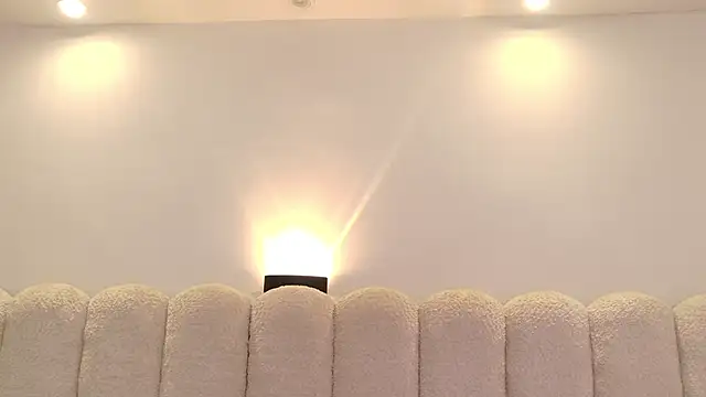 Juliabadlee online show from 12/03/25, 09:14