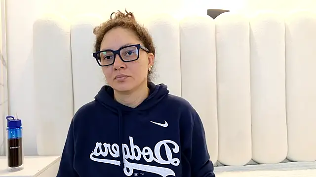 Juliabadlee online show from 02/03/26, 11:43