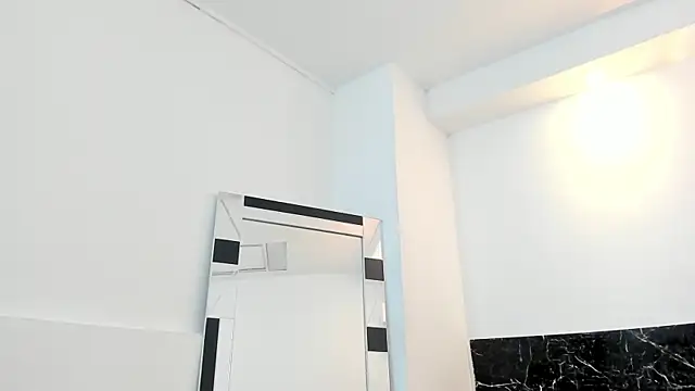 Snapshot of Juliabadlee chatting on 02/22/25, 03:34 Juliabadlee online show from 02/22/25, 03:34