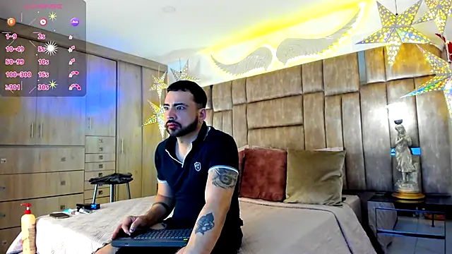 Snapshot of petterwilly1 chatting on 12/18/25, 03:05 petterwilly1 online show from 12/18/25, 03:05