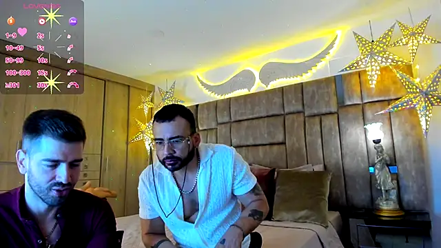 Snapshot of petterwilly1 chatting on 11/10/25, 03:06 petterwilly1 online show from 11/10/25, 03:06