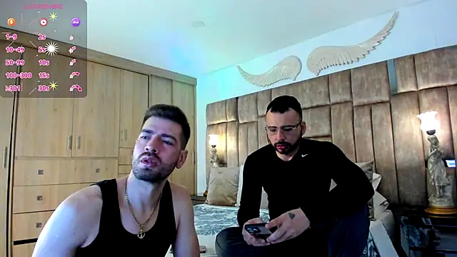 Snapshot of petterwilly1 chatting on 11/05/25, 03:04 petterwilly1 online show from 11/05/25, 03:04