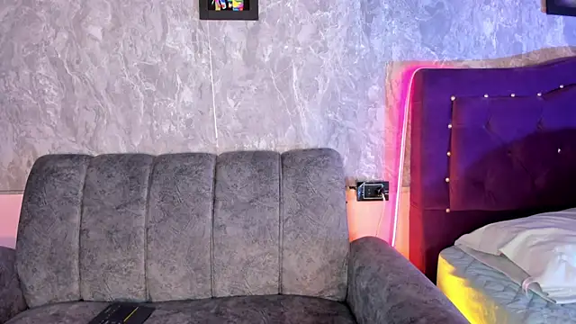 Mara friendboy699 online show from 07/14/26, 02:05