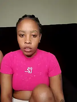 R-thequeen online show from 12/02/25, 12:40