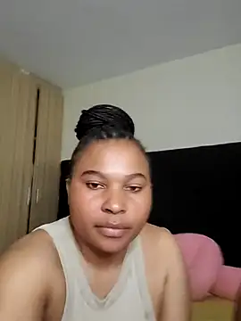 R-thequeen online show from 07/15/26, 11:50