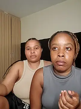 R-thequeen online show from 04/10/26, 11:50