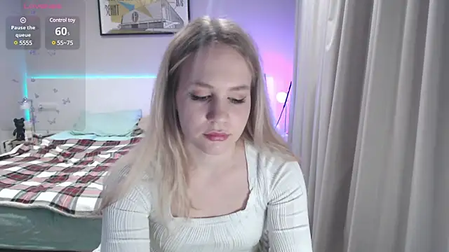 Snapshot of annabel8 chatting on 12/31/24, 08:02 annabel8 online show from 12/31/24, 08:02