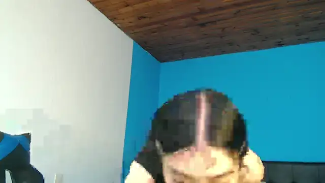 Snapshot of Julieta_De_Los_Angeles chatting on 10/22/25, 06:07 Julieta De Los Angeles online show from 10/22/25, 06:07
