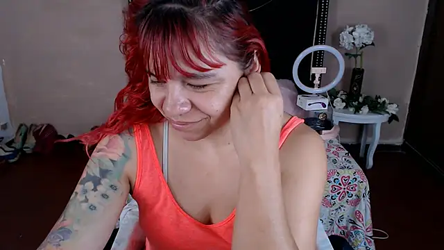 Snapshot of VioletaaaSlave chatting on 06/12/26, 11:30 VioletaaaSlave online show from 06/12/26, 11:30