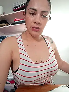 XGabrielaXX online show from 10/24/25, 09:03