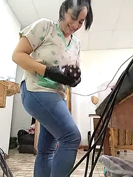 XGabrielaXX online show from 02/04/26, 12:55