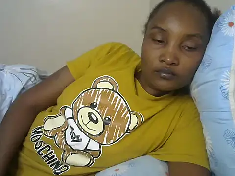 Snapshot of StacyGee24 chatting on 01/10/26, 12:17 StacyGee24 online show from 01/10/26, 12:17