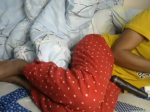 StacyGee24 online show from 11/05/25, 10:24