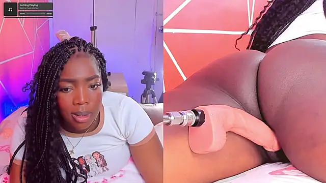 Snapshot of zoeethompson_cm chatting on 11/04/25, 11:03 zoeethompson cm online show from 11/04/25, 11:03