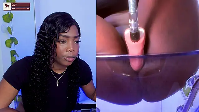 Snapshot of zoeethompson_cm chatting on 10/22/25, 11:20 zoeethompson cm online show from 10/22/25, 11:20