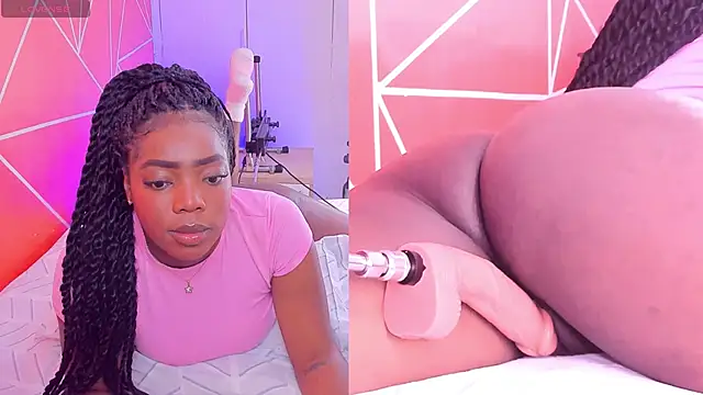 Snapshot of zoeethompson_cm chatting on 03/21/25, 11:12 zoeethompson cm online show from 03/21/25, 11:12