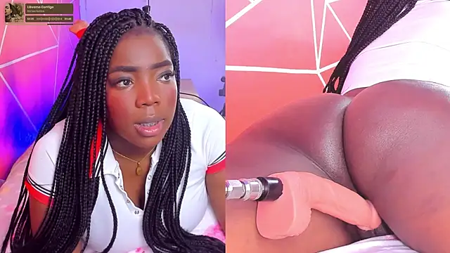 Snapshot of zoeethompson_cm chatting on 11/15/25, 11:03 zoeethompson cm online show from 11/15/25, 11:03