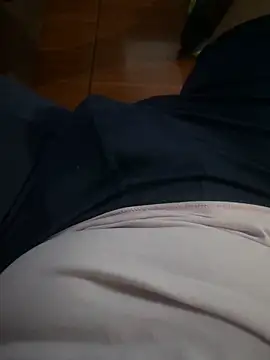 Entraymira online show from 09/25/25, 01:22