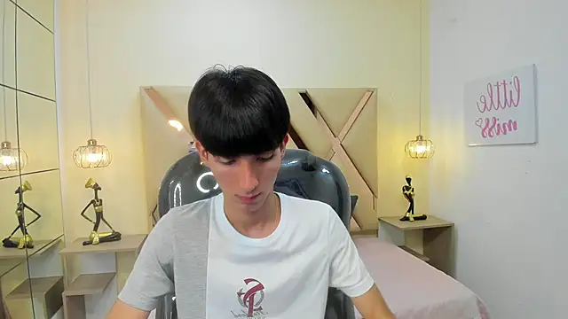 Snapshot of Jake_evans chatting on 09/29/25, 03:24 Jake evans online show from 09/29/25, 03:24