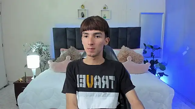Snapshot of Jake_evans chatting on 05/19/26, 01:51 Jake evans online show from 05/19/26, 01:51