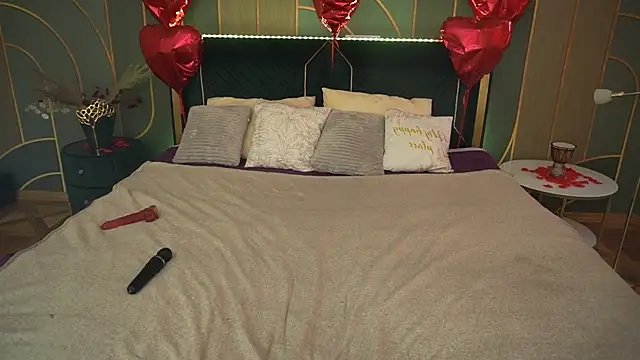 Snapshot of MonAmourrrR chatting on 03/05/25, 10:11 MonAmourrrR online show from 03/05/25, 10:11