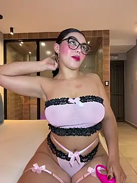 zui lu online show from 10/29/25, 03:05