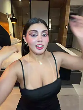 zui lu online show from 04/11/26, 01:13