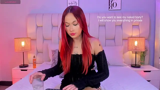 SkinnyFoxy online show from 04/04/26, 08:59