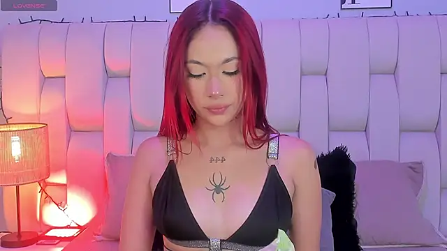 Snapshot of SkinnyFoxy chatting on 01/17/26, 07:39 SkinnyFoxy online show from 01/17/26, 07:39