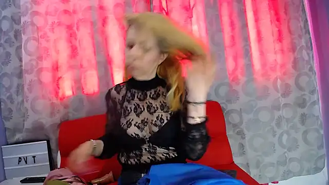 sophia ny online show from 01/07/26, 01:49