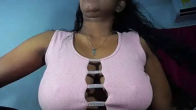 Snapshot of Sashabreck chatting on 05/06/26, 02:59 Sashabreck online show from 05/06/26, 02:59