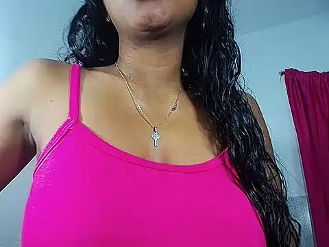 Snapshot of Sashabreck chatting on 05/26/26, 04:10 Sashabreck online show from 05/26/26, 04:10
