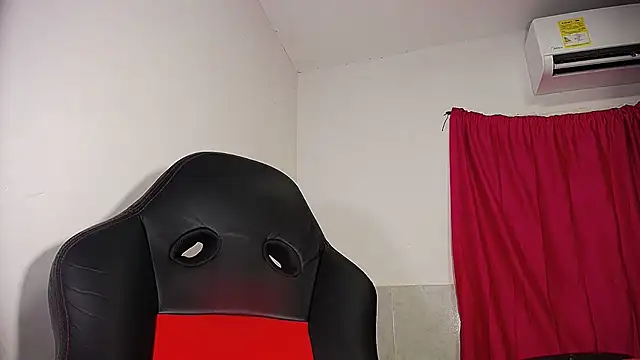 Snapshot of Sashabreck chatting on 01/15/26, 03:10 Sashabreck online show from 01/15/26, 03:10