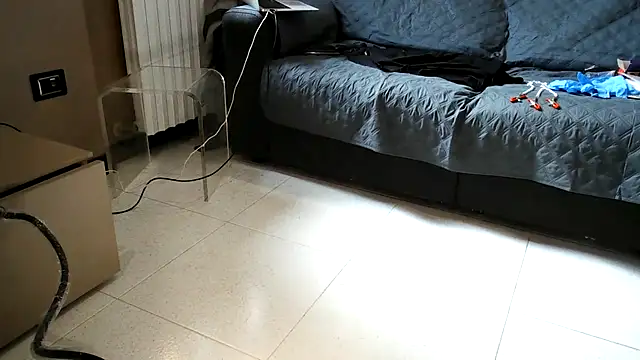 M87HOT online show from 04/28/26, 03:49