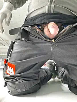 Snapshot of M87HOT chatting on 02/17/26, 06:54 M87HOT online show from 02/17/26, 06:54