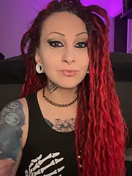 Snapshot of MartthaKatze chatting on 11/09/25, 04:44 MartthaKatze online show from 11/09/25, 04:44