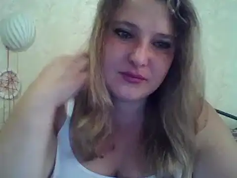Snapshot of ParisMimi chatting on 09/20/25, 06:29 ParisMimi online show from 09/20/25, 06:29