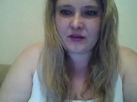 ParisMimi online show from 04/11/26, 09:07