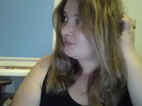 ParisMimi online show from 10/30/25, 10:17