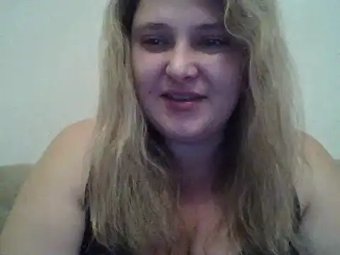 ParisMimi online show from 11/20/25, 08:15