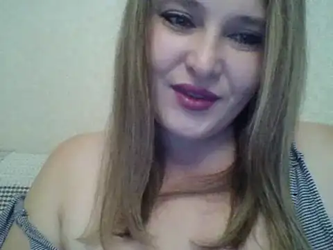 Snapshot of ParisMimi chatting on 12/16/24, 08:05 ParisMimi online show from 12/16/24, 08:05