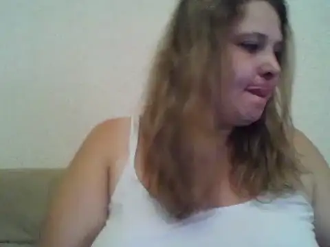 Snapshot of ParisMimi chatting on 09/18/25, 12:08 ParisMimi online show from 09/18/25, 12:08