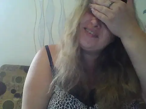 ParisMimi online show from 07/21/26, 05:53