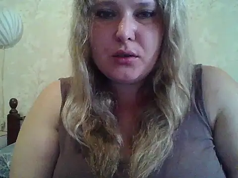 ParisMimi online show from 05/26/26, 07:17