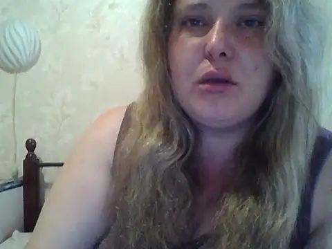 ParisMimi online show from 06/10/26, 09:10