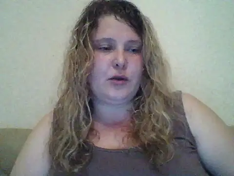 ParisMimi online show from 05/27/26, 08:38